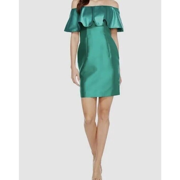 slim fit dress slacks One Shoulder Ruffle Mermaid Gown in Hunter, Hunter / Regular / 20